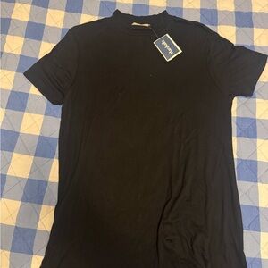 Women’s Black Crew Neck Short Sleeve Shirt NWT
